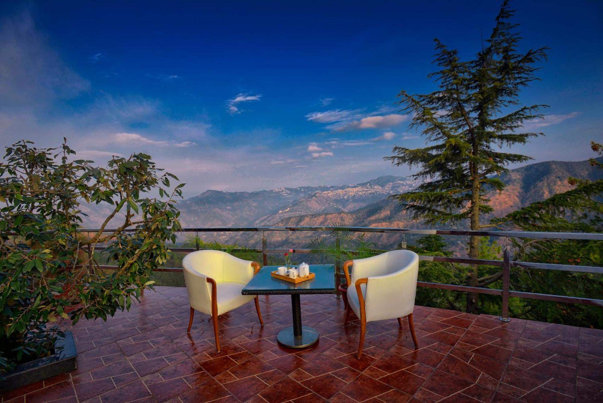 Treehouse Chail Villas Extérieur photo